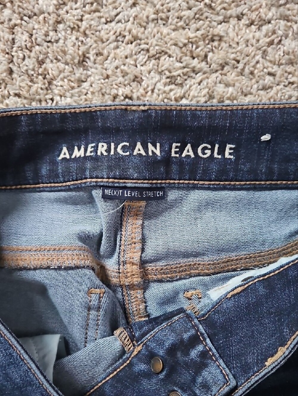 American Eagle Artist Crop Denim - Picture 2 of 8